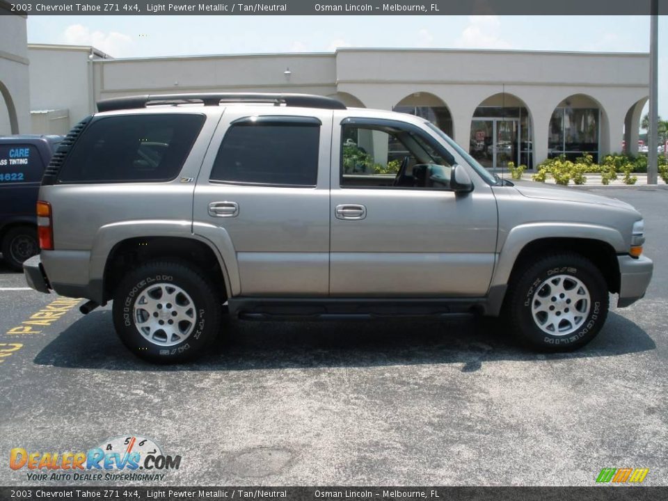 2003 Chevrolet Tahoe Z71 4x4 Light Pewter Metallic / Tan/Neutral Photo #6