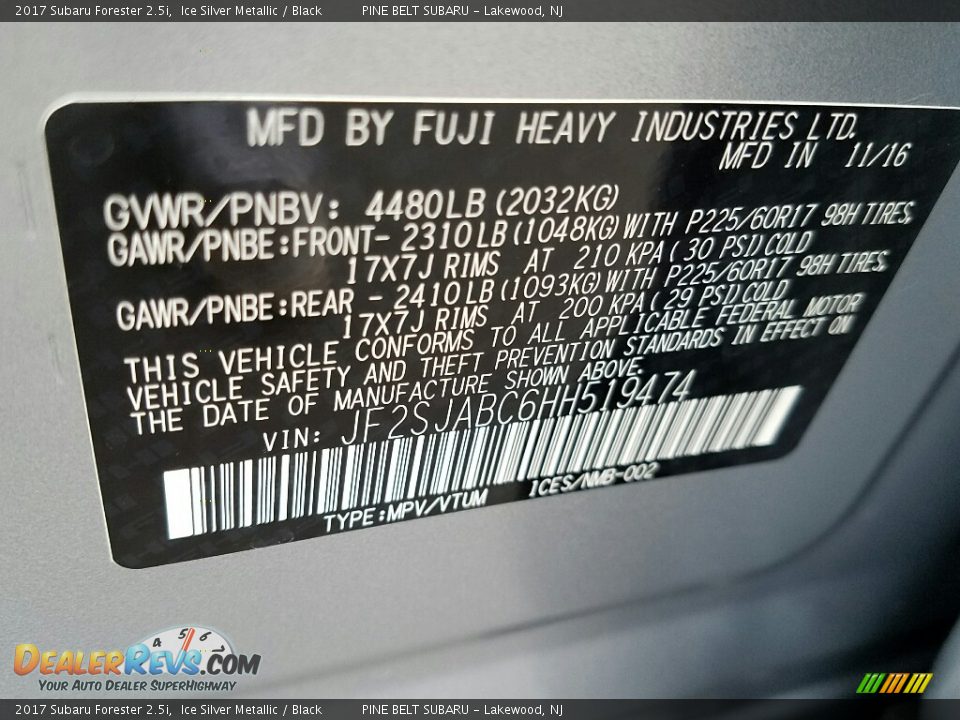 2017 Subaru Forester 2.5i Ice Silver Metallic / Black Photo #10