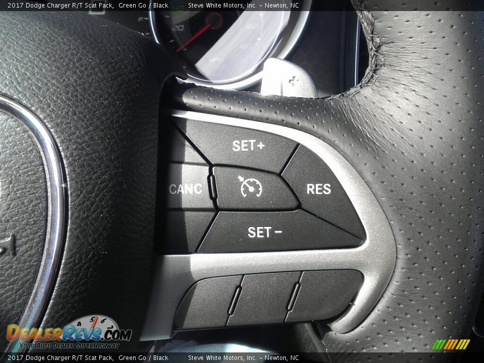 Controls of 2017 Dodge Charger R/T Scat Pack Photo #17