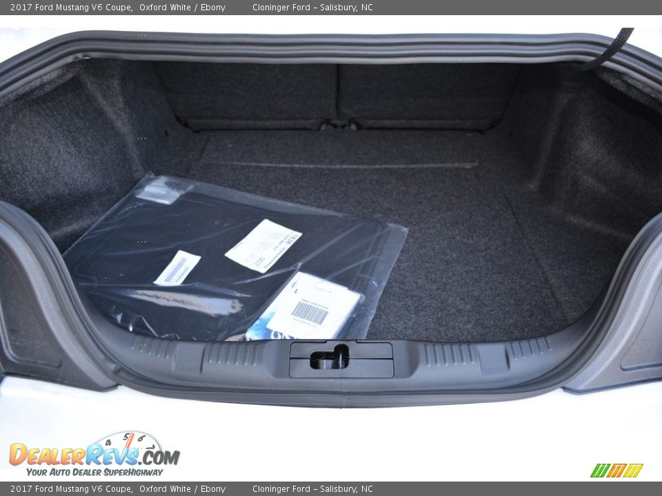 2017 Ford Mustang V6 Coupe Oxford White / Ebony Photo #8
