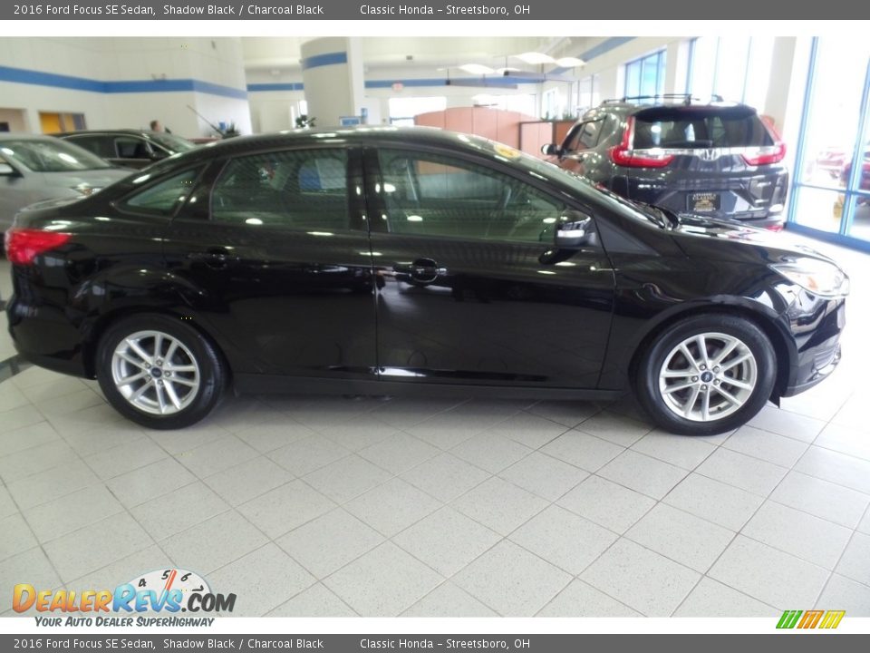 2016 Ford Focus SE Sedan Shadow Black / Charcoal Black Photo #4