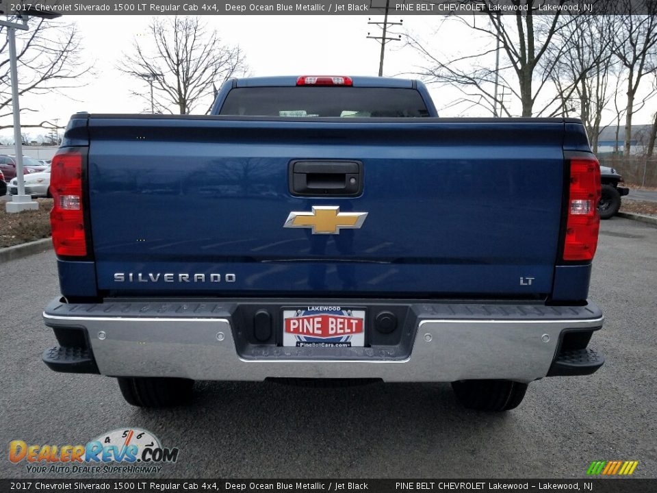 2017 Chevrolet Silverado 1500 LT Regular Cab 4x4 Deep Ocean Blue Metallic / Jet Black Photo #5