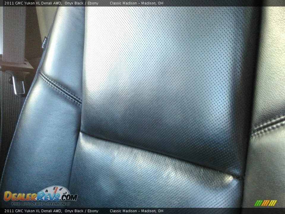 2011 GMC Yukon XL Denali AWD Onyx Black / Ebony Photo #6