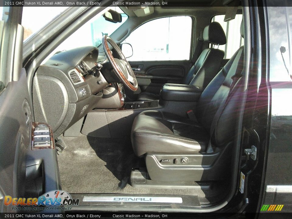 2011 GMC Yukon XL Denali AWD Onyx Black / Ebony Photo #10