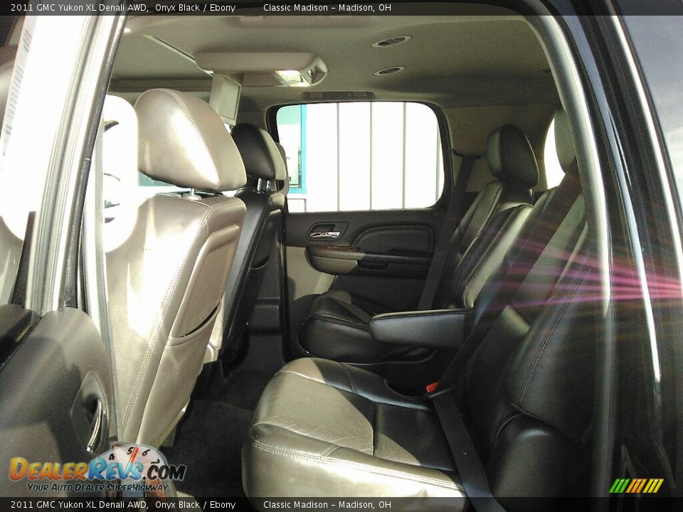 2011 GMC Yukon XL Denali AWD Onyx Black / Ebony Photo #12