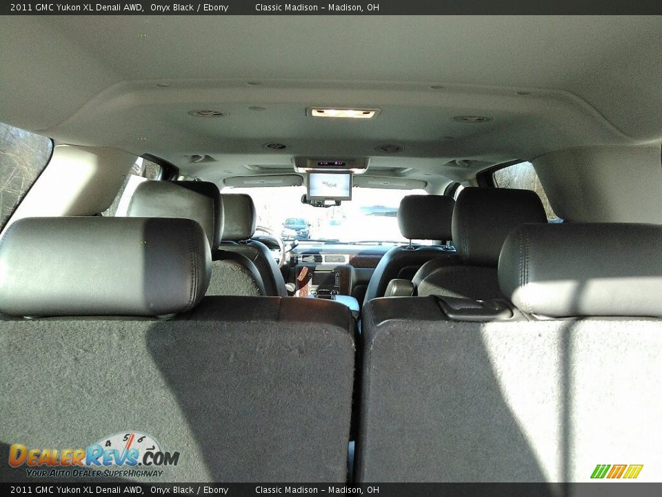 2011 GMC Yukon XL Denali AWD Onyx Black / Ebony Photo #15