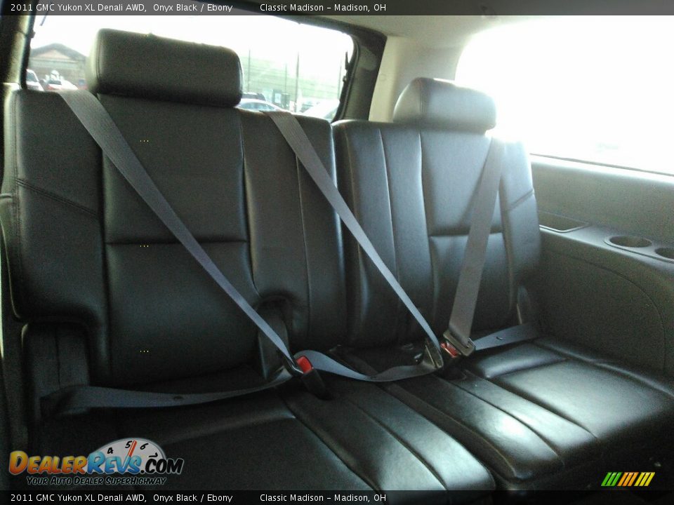 2011 GMC Yukon XL Denali AWD Onyx Black / Ebony Photo #18