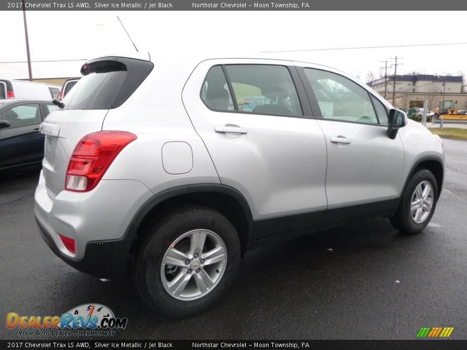 2017 Chevrolet Trax LS AWD Silver Ice Metallic / Jet Black Photo #5