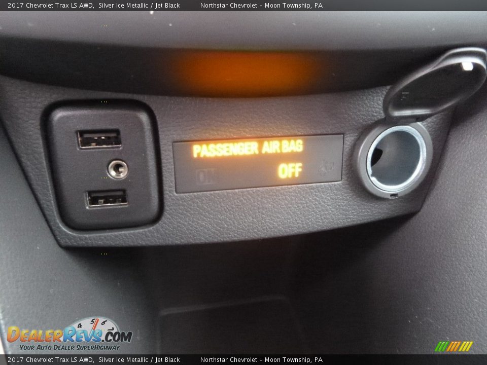 2017 Chevrolet Trax LS AWD Silver Ice Metallic / Jet Black Photo #19