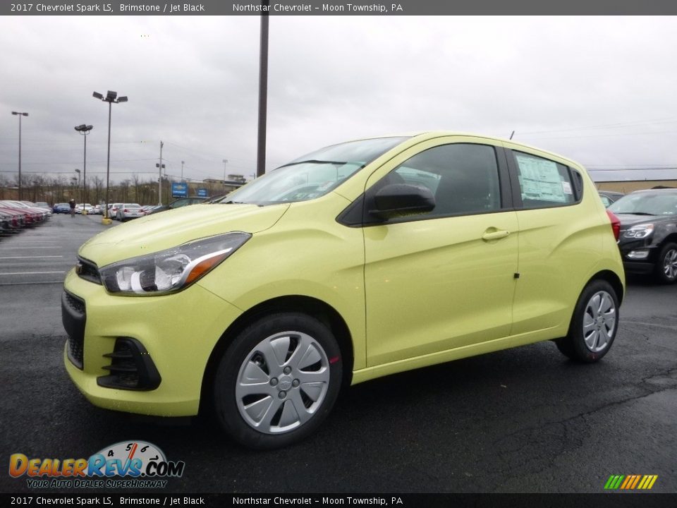 Front 3/4 View of 2017 Chevrolet Spark LS Photo #1
