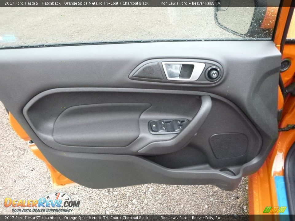 Door Panel of 2017 Ford Fiesta ST Hatchback Photo #15
