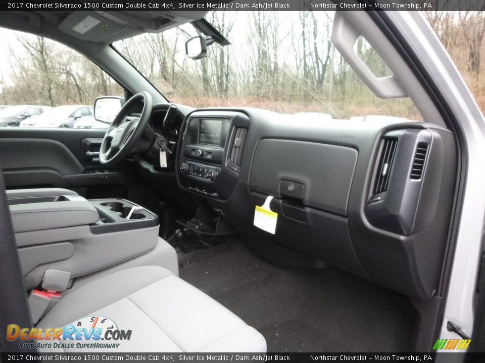 2017 Chevrolet Silverado 1500 Custom Double Cab 4x4 Silver Ice Metallic / Dark Ash/Jet Black Photo #5