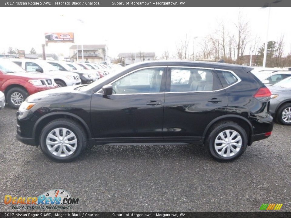 2017 Nissan Rogue S AWD Magnetic Black / Charcoal Photo #10
