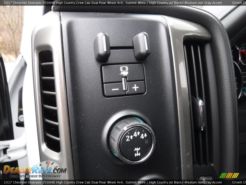 Controls of 2017 Chevrolet Silverado 3500HD High Country Crew Cab Dual Rear Wheel 4x4 Photo #17