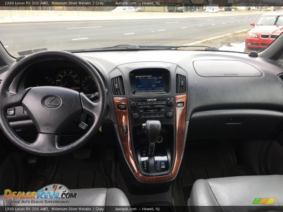 1999 Lexus RX 300 AWD Millenium Silver Metallic / Gray Photo #11