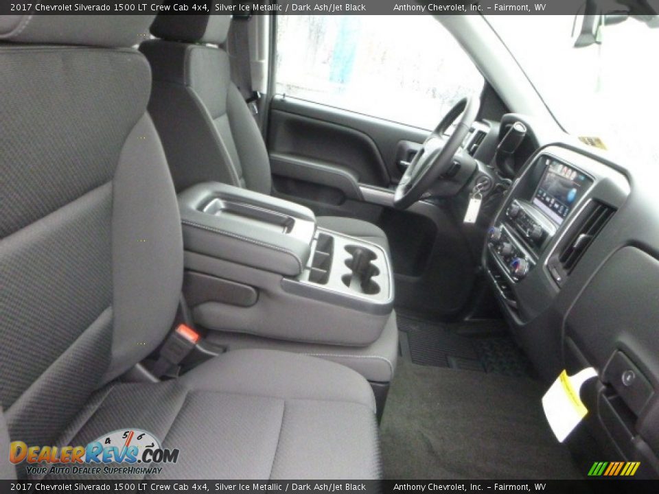 2017 Chevrolet Silverado 1500 LT Crew Cab 4x4 Silver Ice Metallic / Dark Ash/Jet Black Photo #3