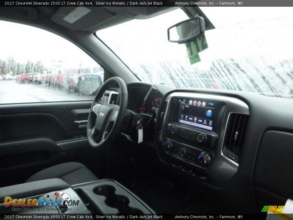 2017 Chevrolet Silverado 1500 LT Crew Cab 4x4 Silver Ice Metallic / Dark Ash/Jet Black Photo #4