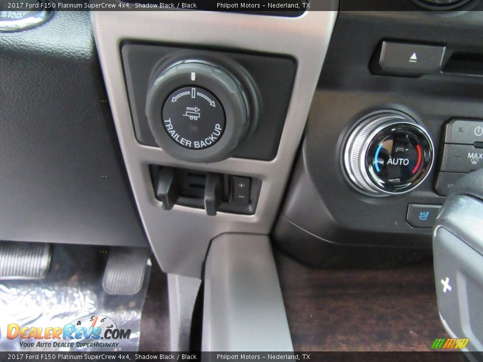 2017 Ford F150 Platinum SuperCrew 4x4 Shadow Black / Black Photo #30