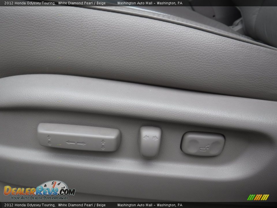 2012 Honda Odyssey Touring White Diamond Pearl / Beige Photo #16