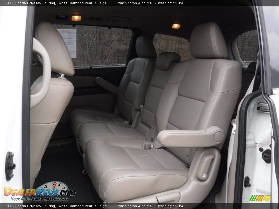 2012 Honda Odyssey Touring White Diamond Pearl / Beige Photo #25