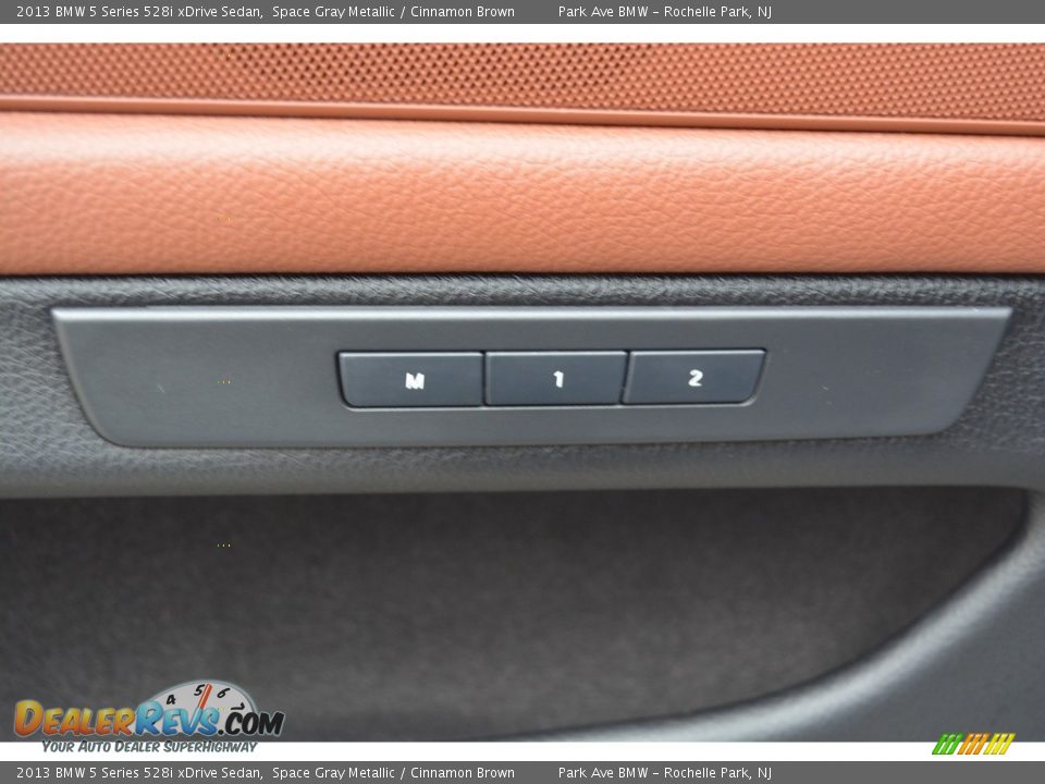 2013 BMW 5 Series 528i xDrive Sedan Space Gray Metallic / Cinnamon Brown Photo #9