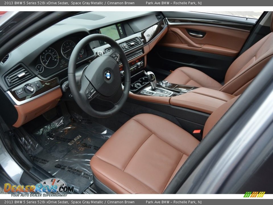2013 BMW 5 Series 528i xDrive Sedan Space Gray Metallic / Cinnamon Brown Photo #10