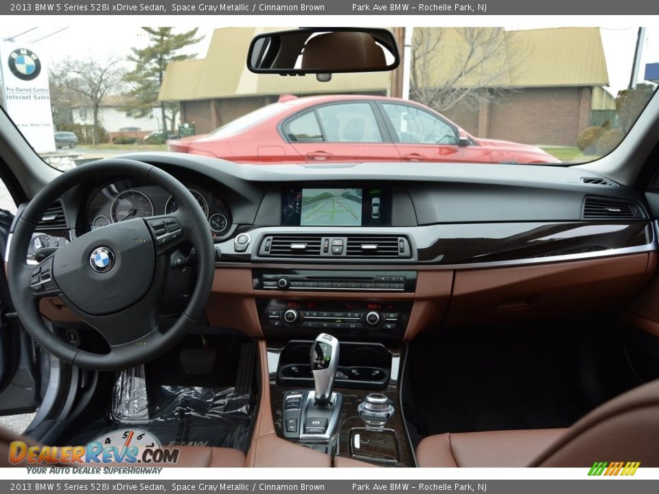 2013 BMW 5 Series 528i xDrive Sedan Space Gray Metallic / Cinnamon Brown Photo #14
