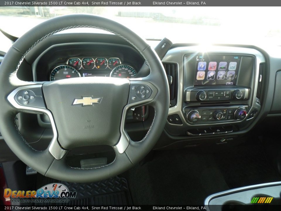 2017 Chevrolet Silverado 1500 LT Crew Cab 4x4 Siren Red Tintcoat / Jet Black Photo #18