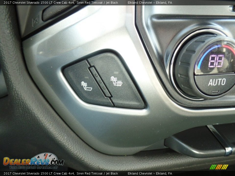 2017 Chevrolet Silverado 1500 LT Crew Cab 4x4 Siren Red Tintcoat / Jet Black Photo #32