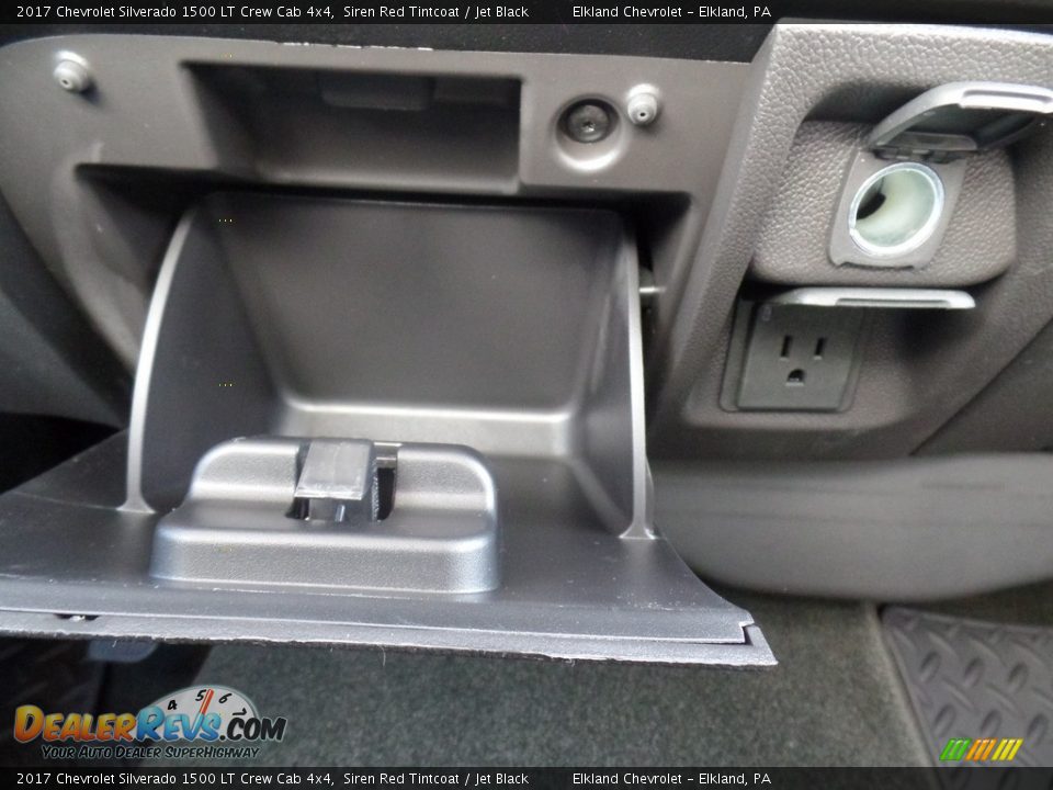 2017 Chevrolet Silverado 1500 LT Crew Cab 4x4 Siren Red Tintcoat / Jet Black Photo #36