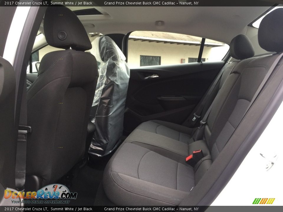2017 Chevrolet Cruze LT Summit White / Jet Black Photo #7