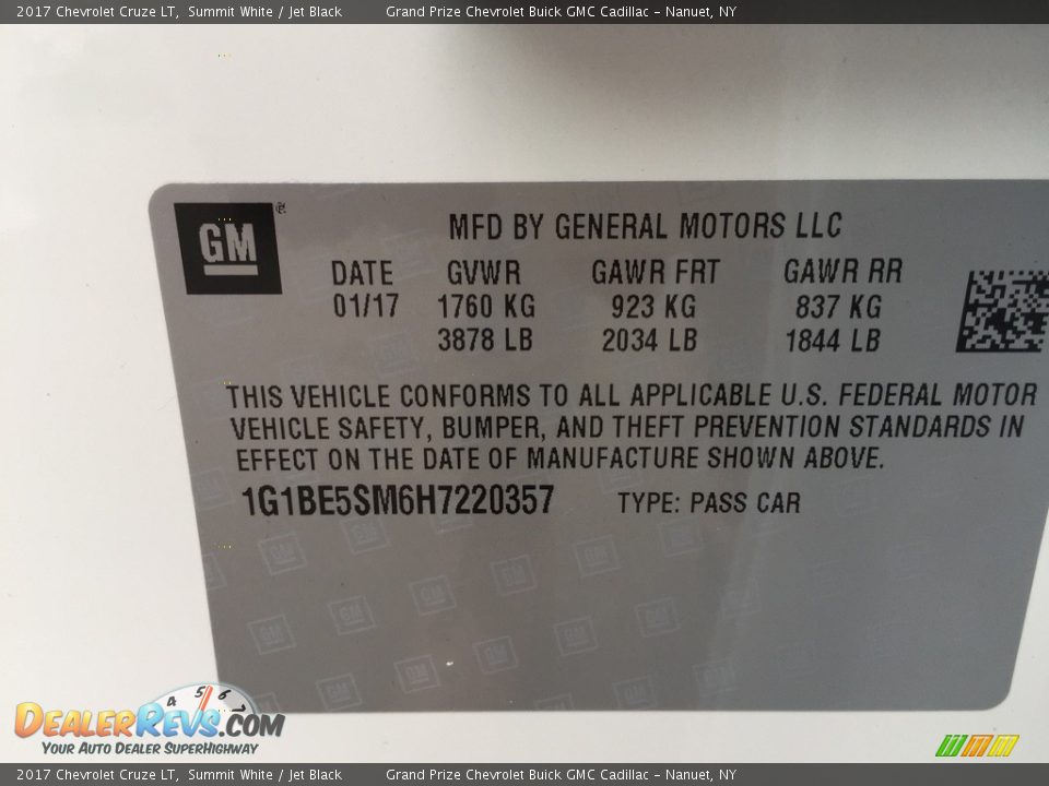 2017 Chevrolet Cruze LT Summit White / Jet Black Photo #11