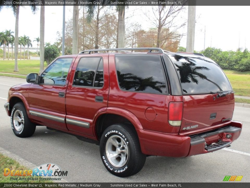 2000 Chevrolet Blazer LS Majestic Red Metallic / Medium Gray Photo #3