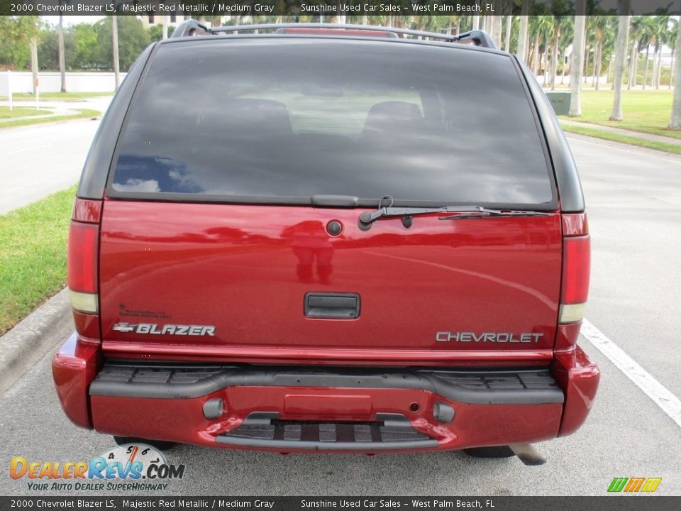 2000 Chevrolet Blazer LS Majestic Red Metallic / Medium Gray Photo #4
