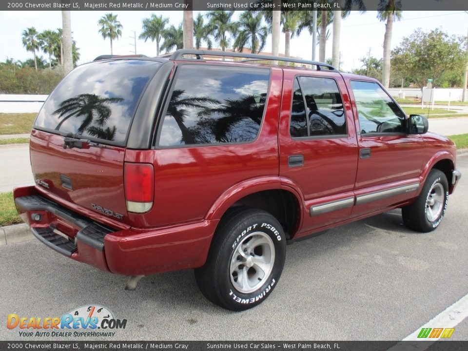 2000 Chevrolet Blazer LS Majestic Red Metallic / Medium Gray Photo #5