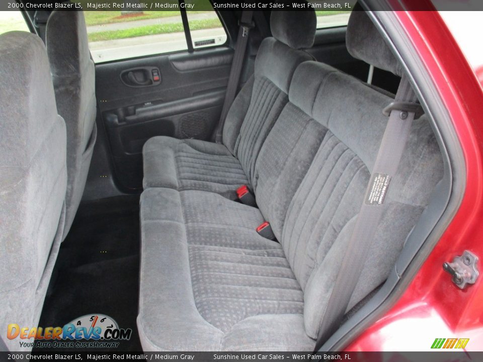 2000 Chevrolet Blazer LS Majestic Red Metallic / Medium Gray Photo #13