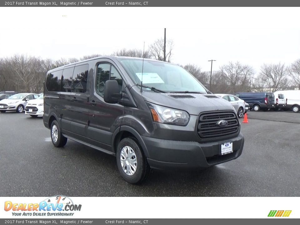 Front 3/4 View of 2017 Ford Transit Wagon XL Photo #1