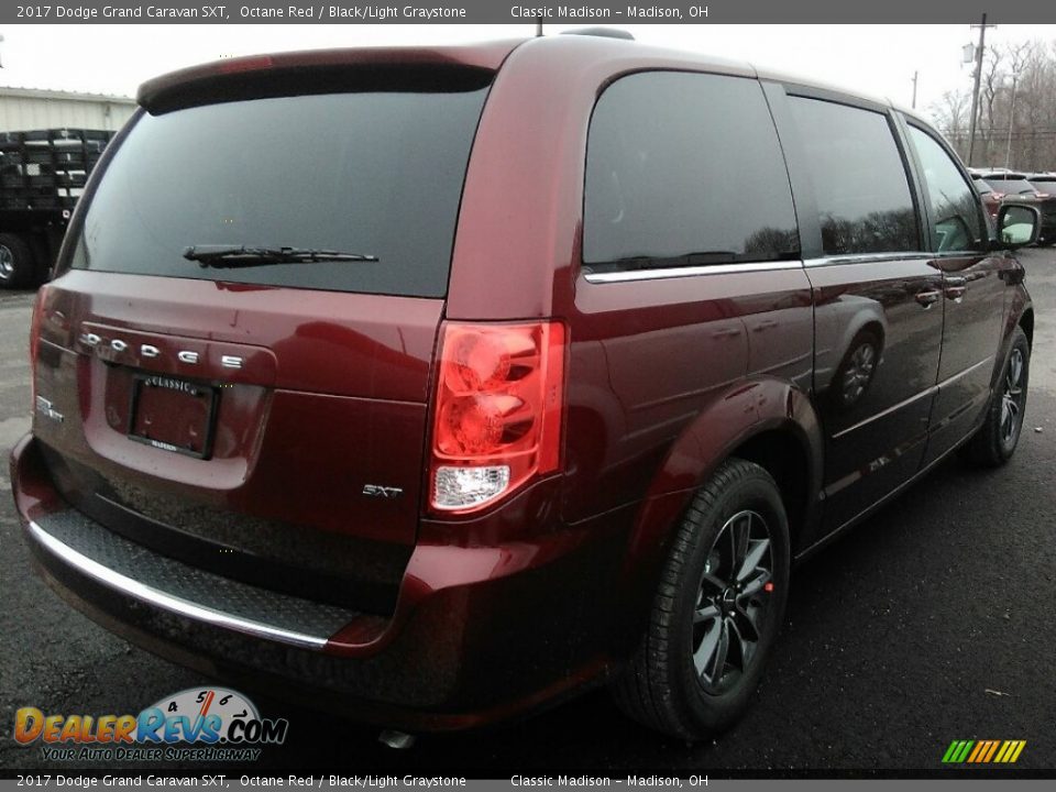 2017 Dodge Grand Caravan SXT Octane Red / Black/Light Graystone Photo #2