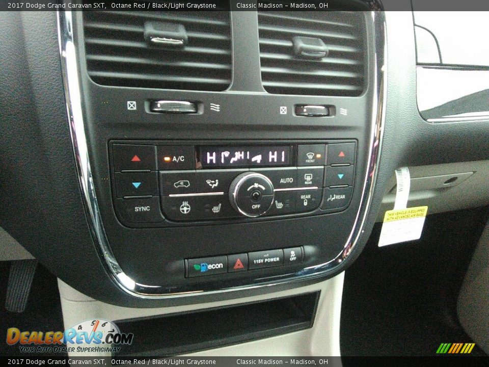 2017 Dodge Grand Caravan SXT Octane Red / Black/Light Graystone Photo #9