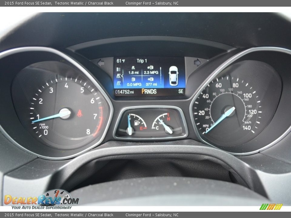 2015 Ford Focus SE Sedan Tectonic Metallic / Charcoal Black Photo #22