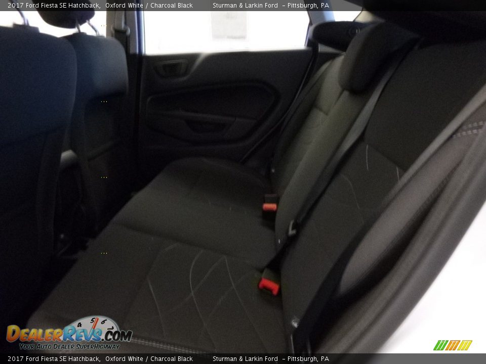 2017 Ford Fiesta SE Hatchback Oxford White / Charcoal Black Photo #9