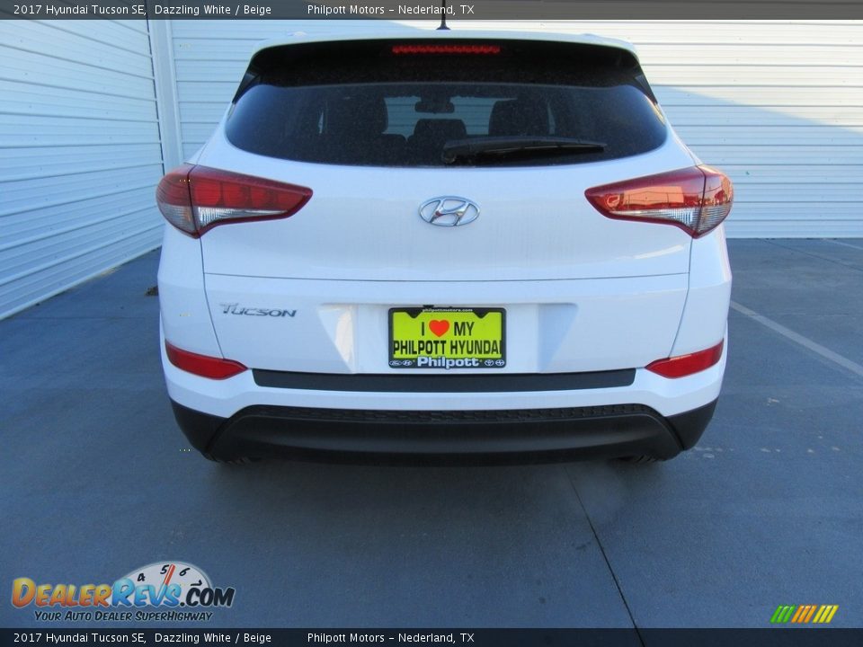 2017 Hyundai Tucson SE Dazzling White / Beige Photo #5