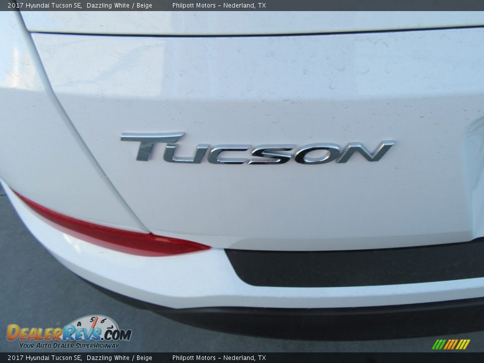 2017 Hyundai Tucson SE Dazzling White / Beige Photo #13