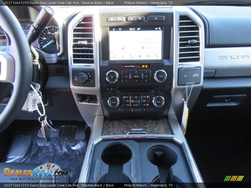 2017 Ford F250 Super Duty Lariat Crew Cab 4x4 Shadow Black / Black Photo #27