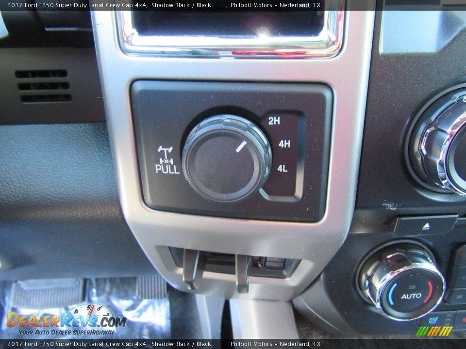 2017 Ford F250 Super Duty Lariat Crew Cab 4x4 Shadow Black / Black Photo #31