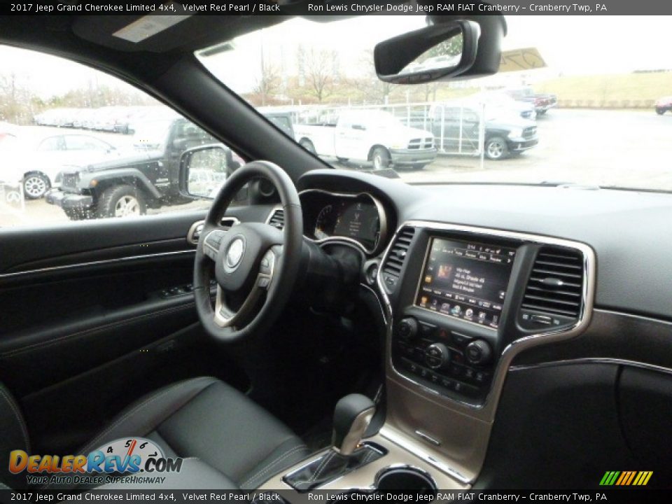 2017 Jeep Grand Cherokee Limited 4x4 Velvet Red Pearl / Black Photo #10