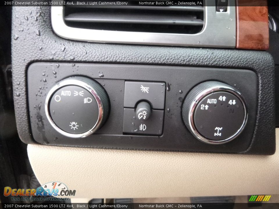 2007 Chevrolet Suburban 1500 LTZ 4x4 Black / Light Cashmere/Ebony Photo #24