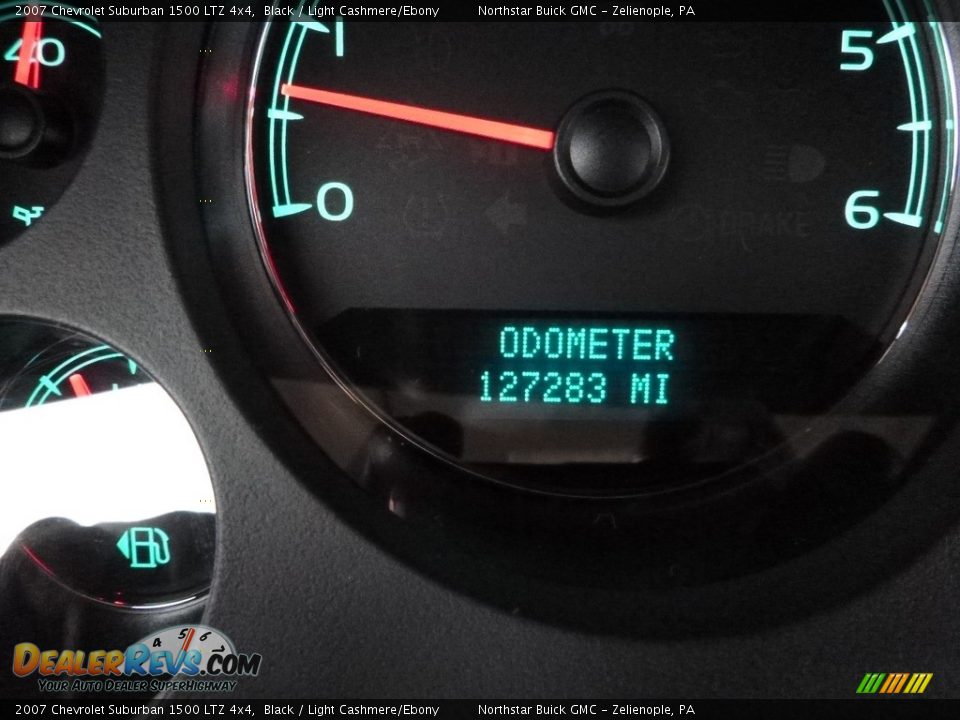 2007 Chevrolet Suburban 1500 LTZ 4x4 Black / Light Cashmere/Ebony Photo #30