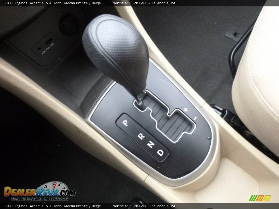 2013 Hyundai Accent GLS 4 Door Mocha Bronze / Beige Photo #22