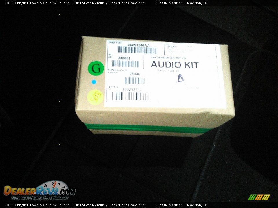 2016 Chrysler Town & Country Touring Billet Silver Metallic / Black/Light Graystone Photo #8